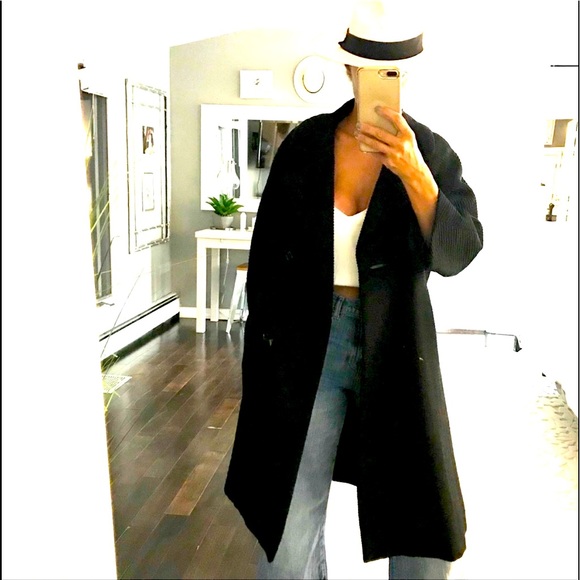 Saks Fifth Avenue Jackets & Blazers - SALE Saks Fifth Ave black 3/4 sleeve ribbed coat